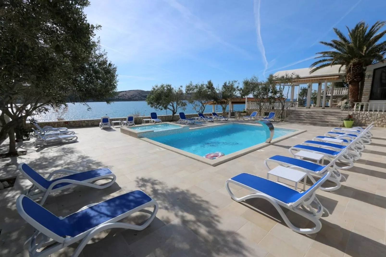 SV Marija 2 - Ferienwohnung 1 - Typ 4plus2 - Zwembad