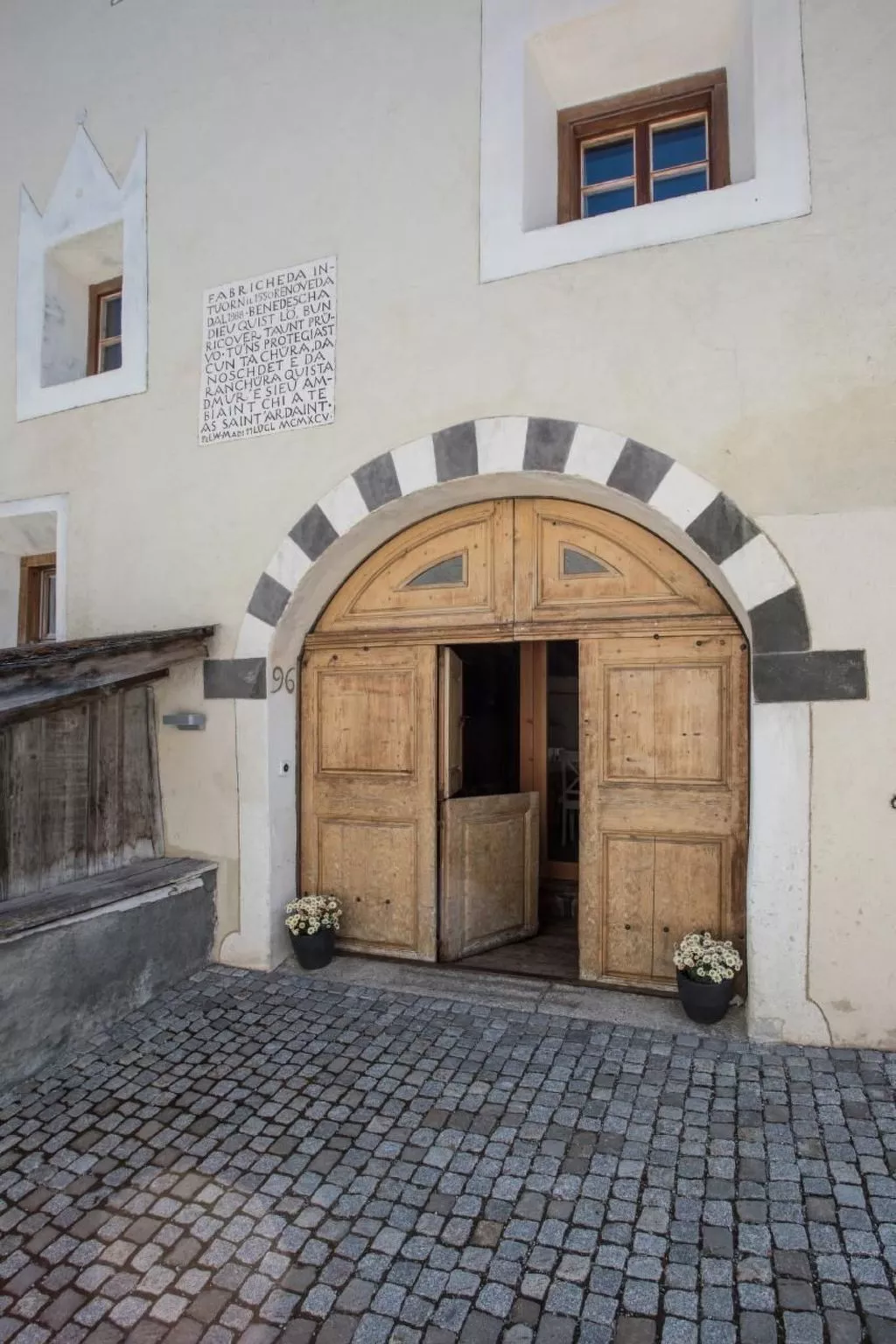 Chesa Paulina - Image-tags.info