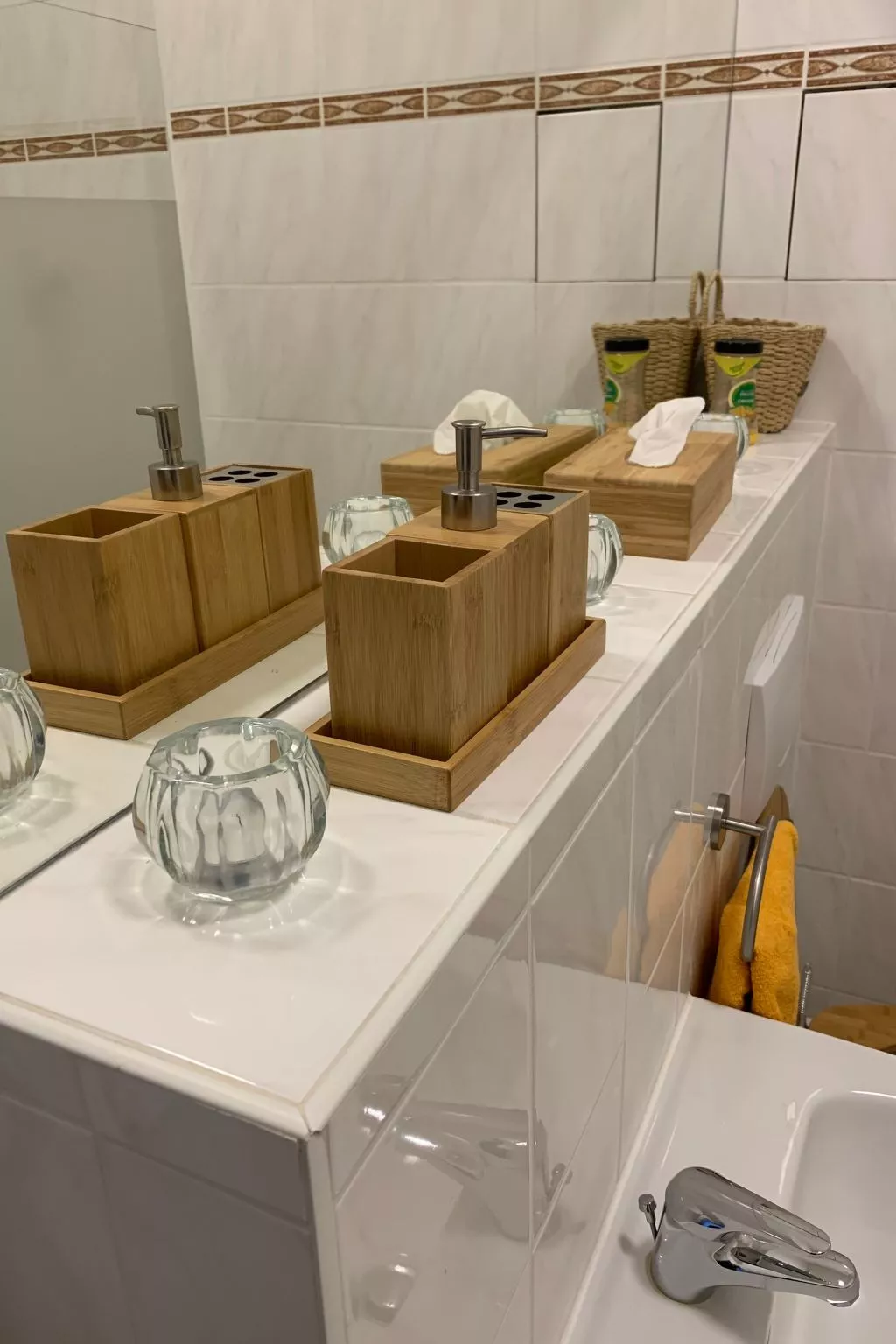 Design Apartment I, hell, 35 Quadratmeter, Zentral zu Grenze Altstadt Park, Gra - Image-tags.info