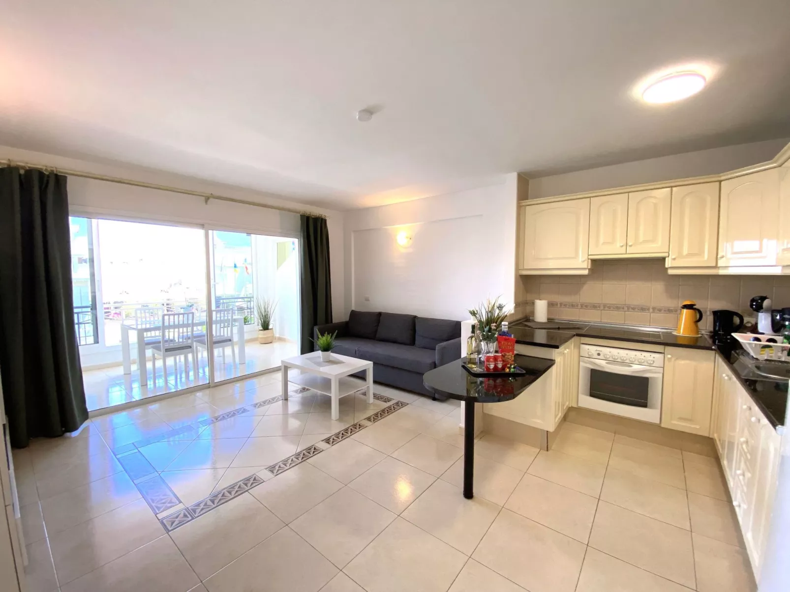 Appartement in Oasis Del Sur mit Beheiztem gemeinsamem Pool - Image-tags.info