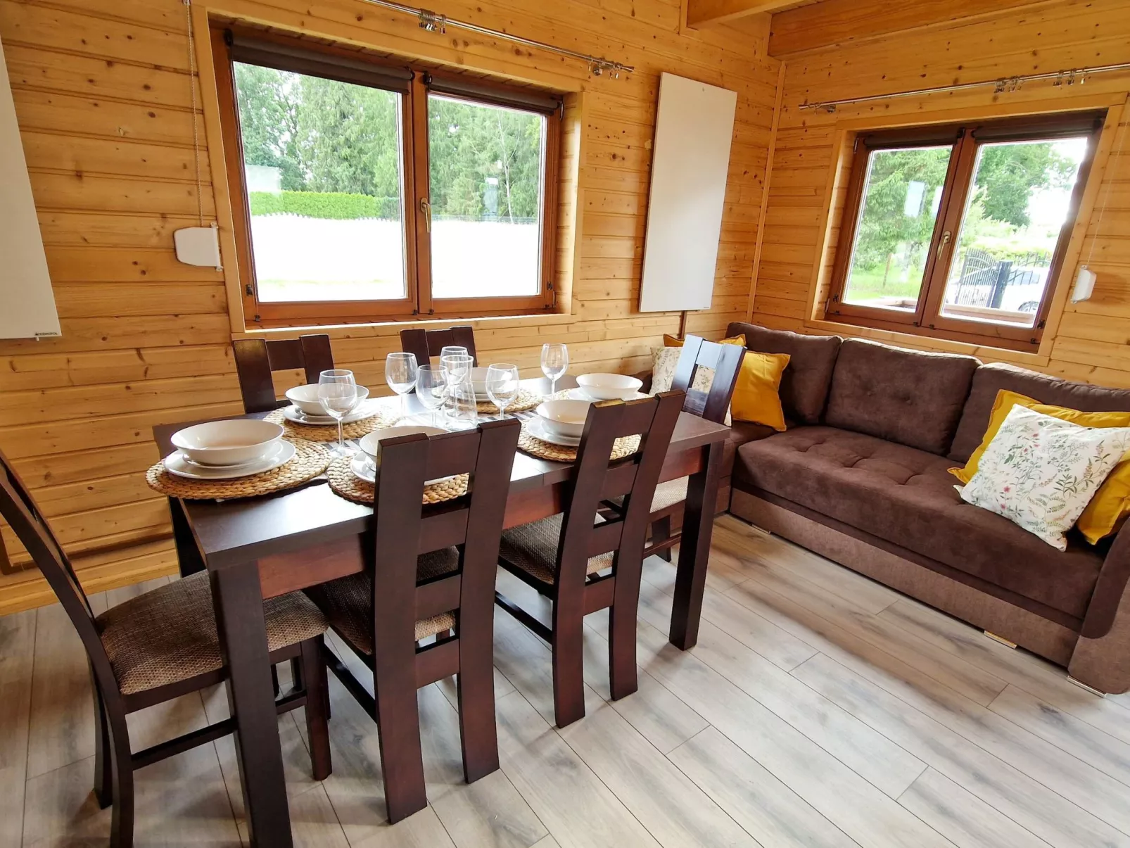 Landhaus mit Garten, Grill und Terrasse - Image-tags.info