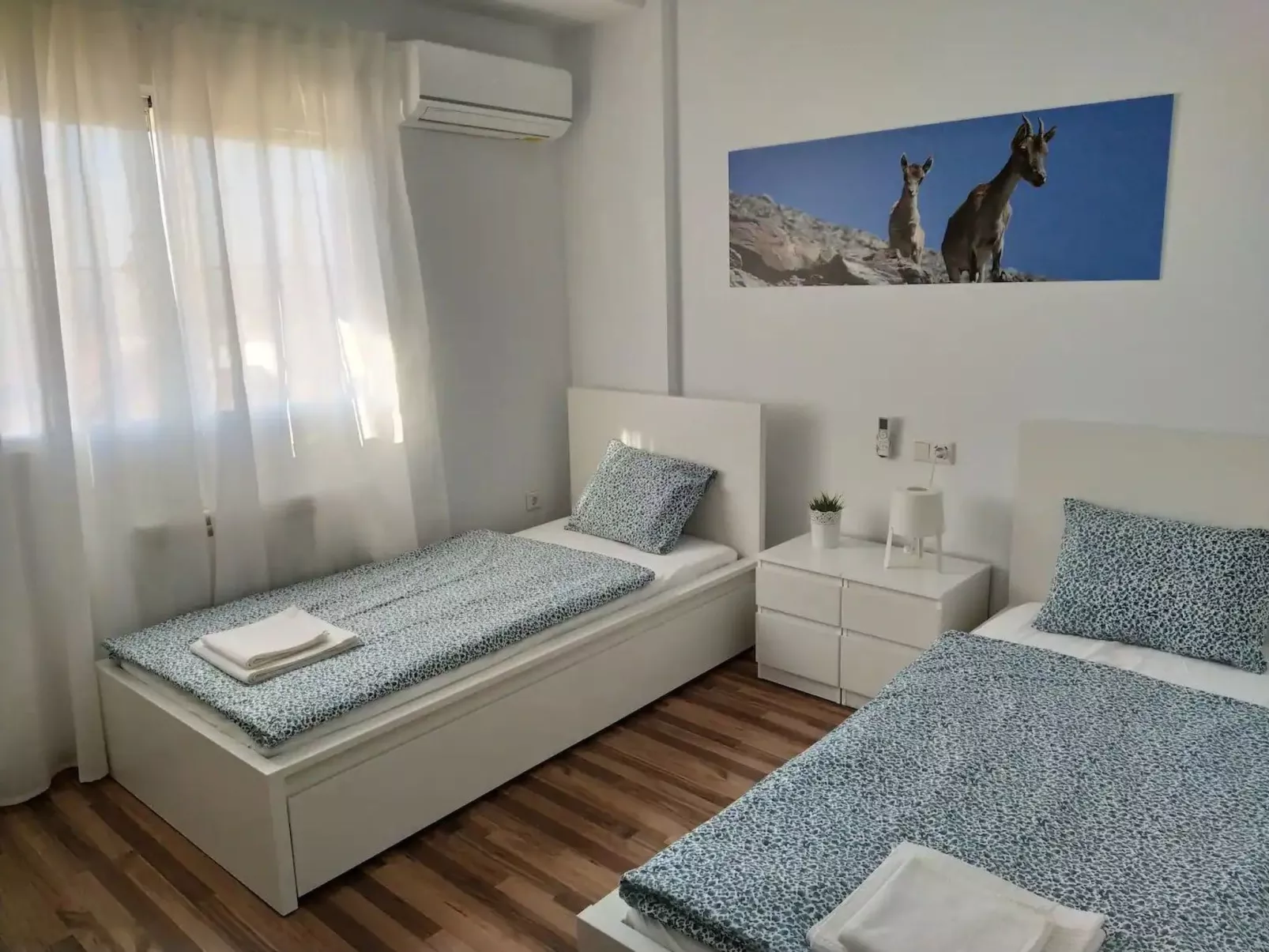 Helles Haus mit Aussicht und privatem Pool - Image-tags.info