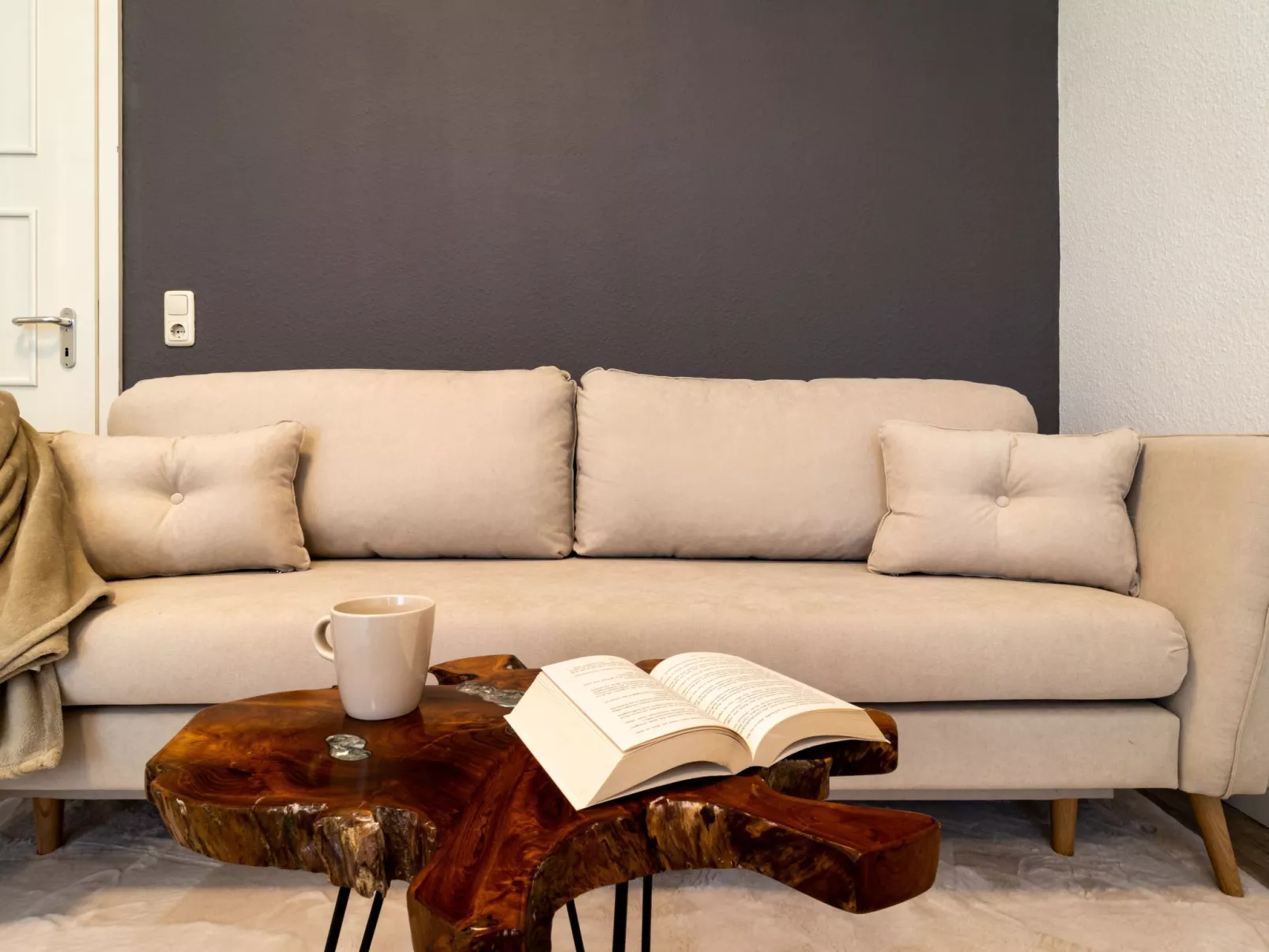 Große Wohnung in Zentrum mit Kleinem Garten - Image-tags.info