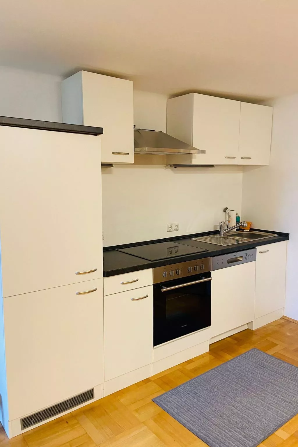 Studio in zentraler Lage - nur wenige Minuten zum See und Stadt - Image-tags.info