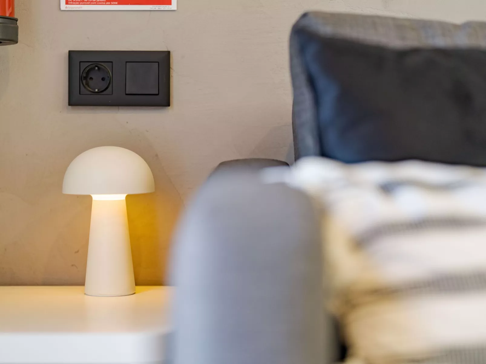 Modernes Studio, Terrasse mit Meerblick und Zugang zur Brandung-Image-tags.info