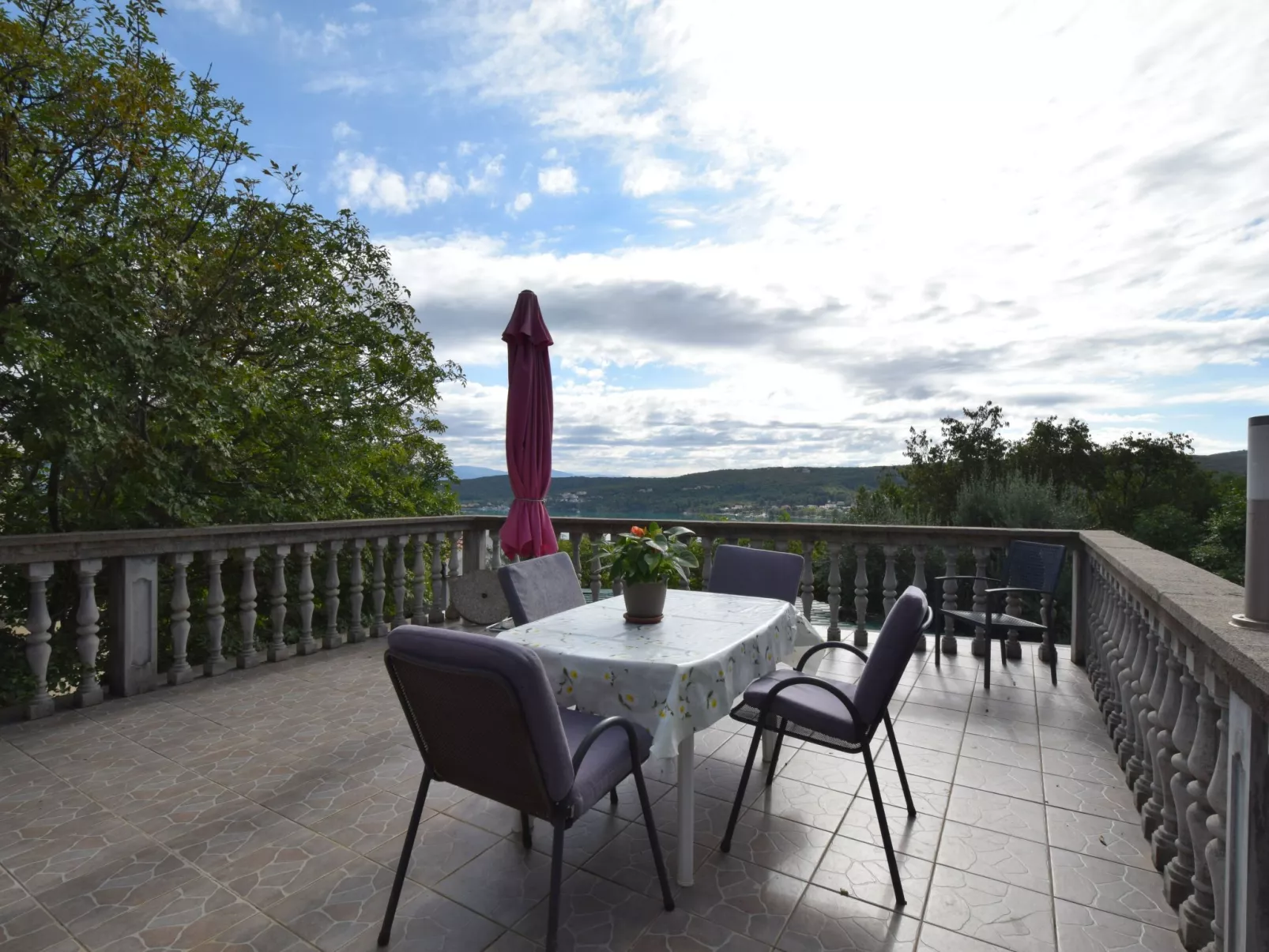 "Julia2" mit eigenem Balkon - Image-tags.info