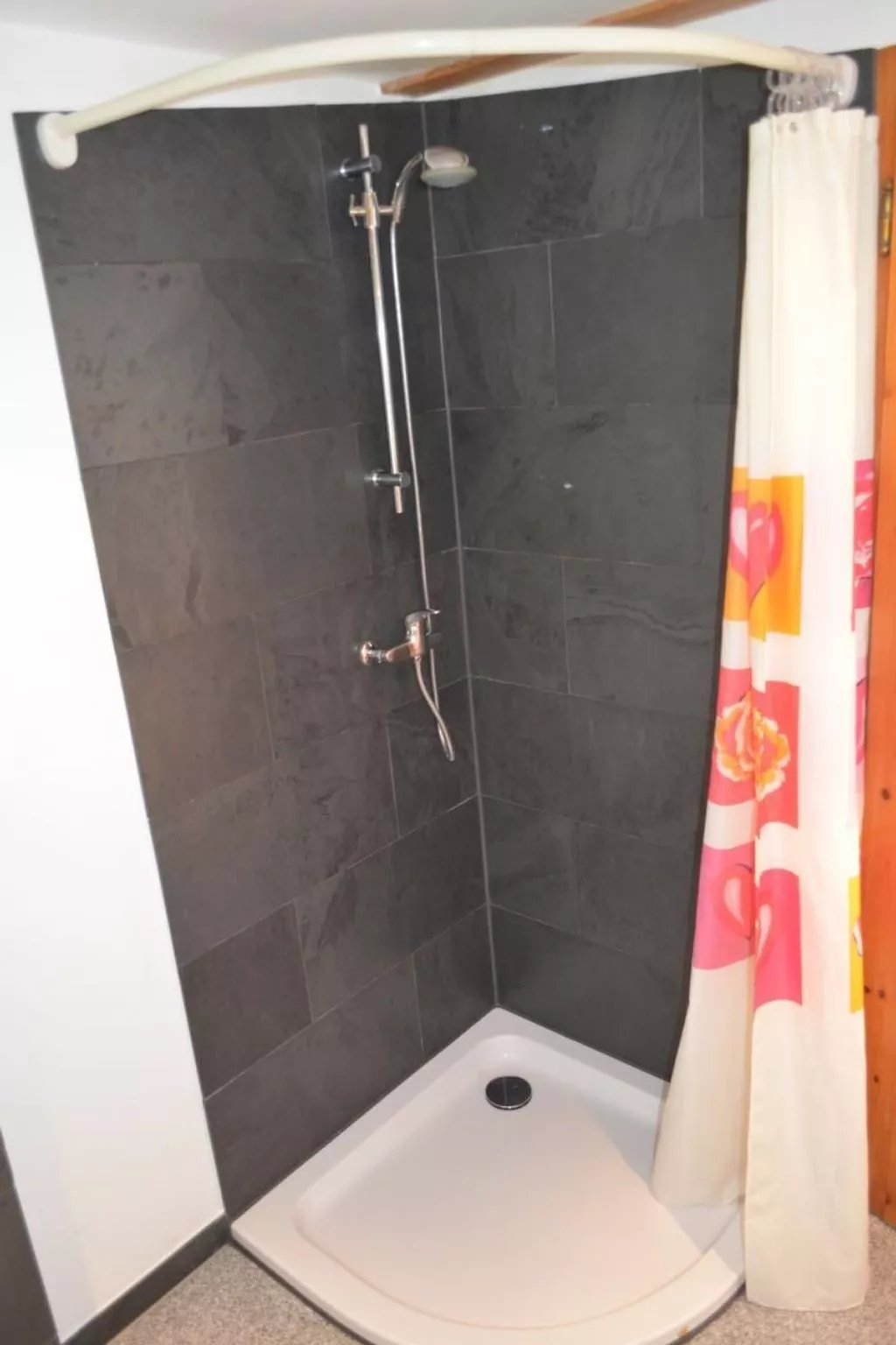 Mountain-Panorama EG 2-Bettwohnung - Binnen