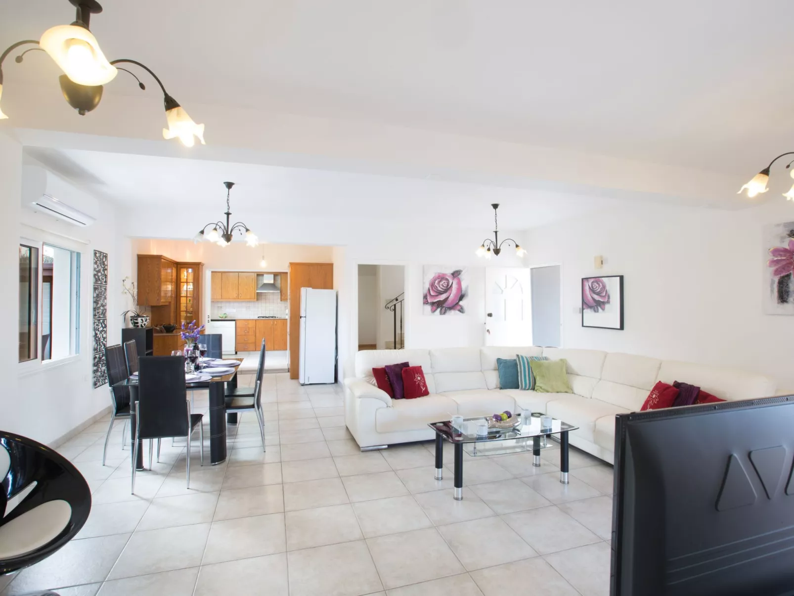 Geräumige Villa mit 3 Schlafzimmern und Pool in Protaras - Image-tags.info