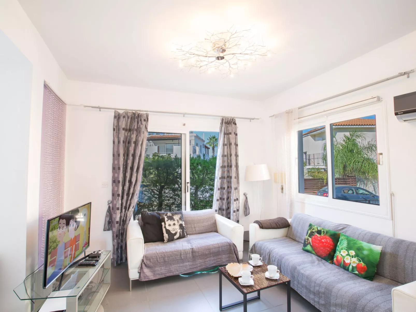 Charmante 3-Schlafzimmer-Villa DI12 mit privatem Pool - Image-tags.info