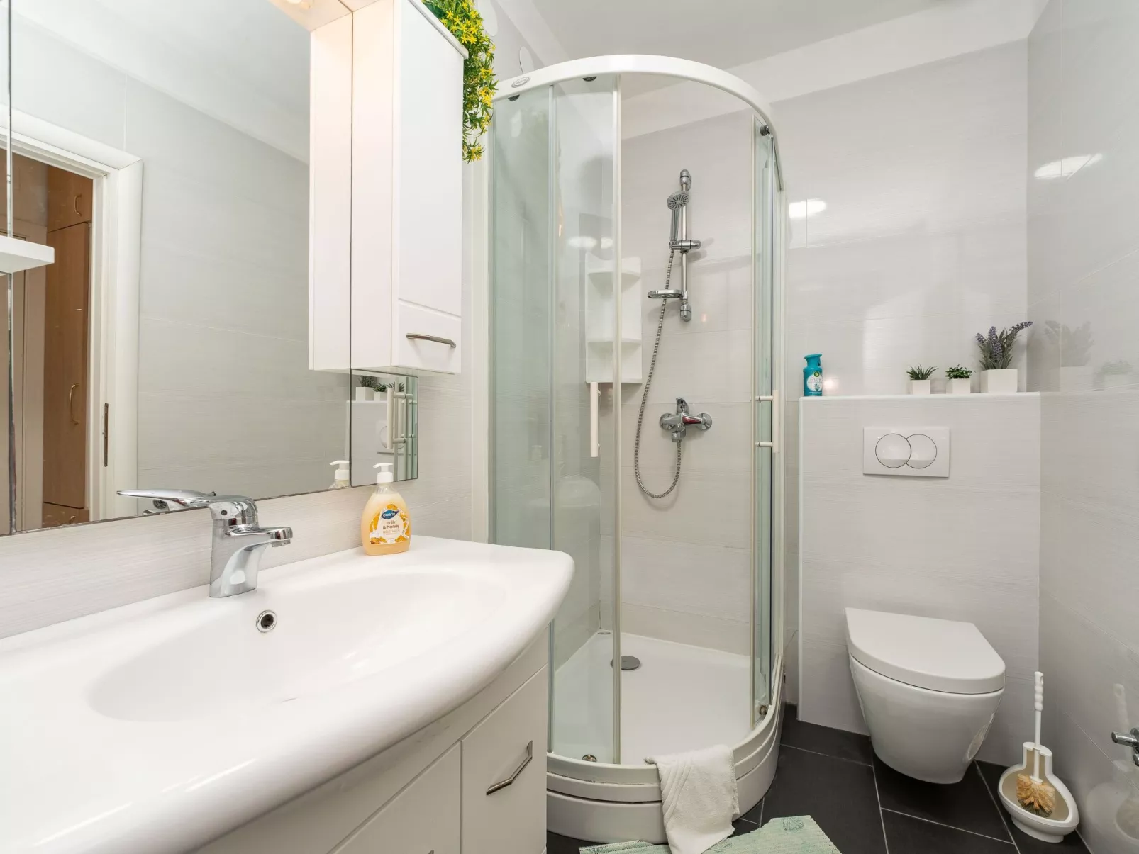 Apartment Grbic 4 - Image-tags.info