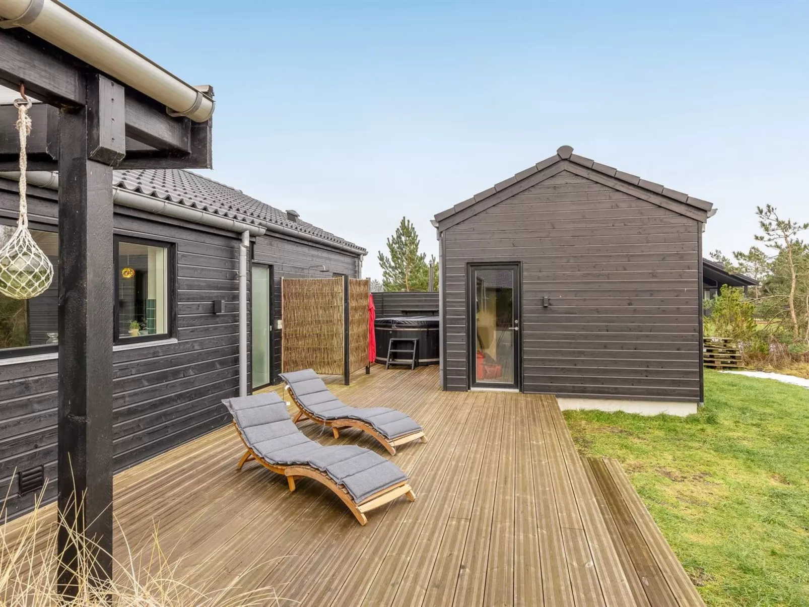 "Elenor" - 900m from the sea-Buiten