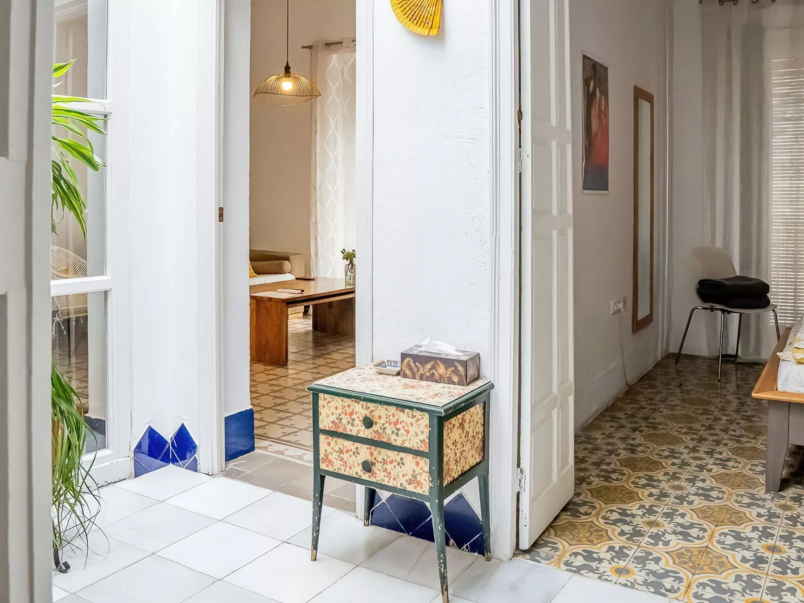 Helle Dach-Maisonette mit riesiger Terrasse - Binnen