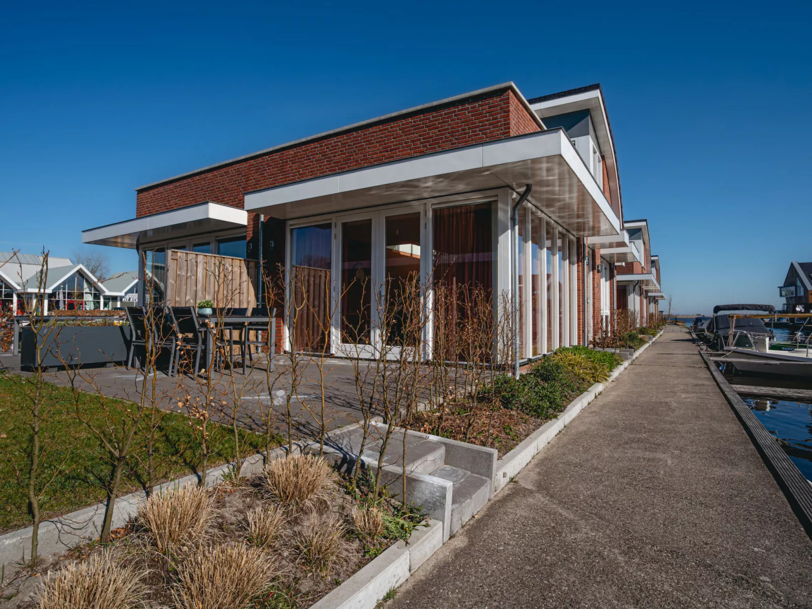 De Meerparel - Buiten