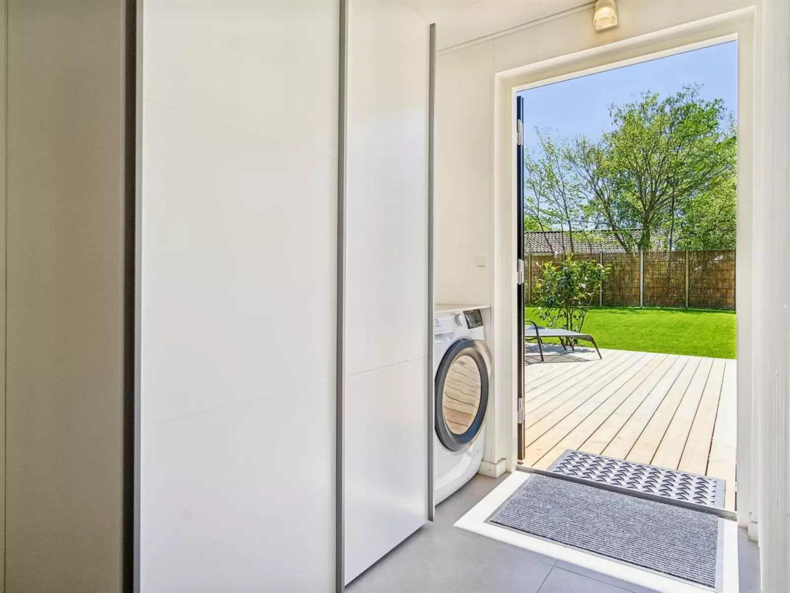 "Roze" - 450m from the sea - Binnen