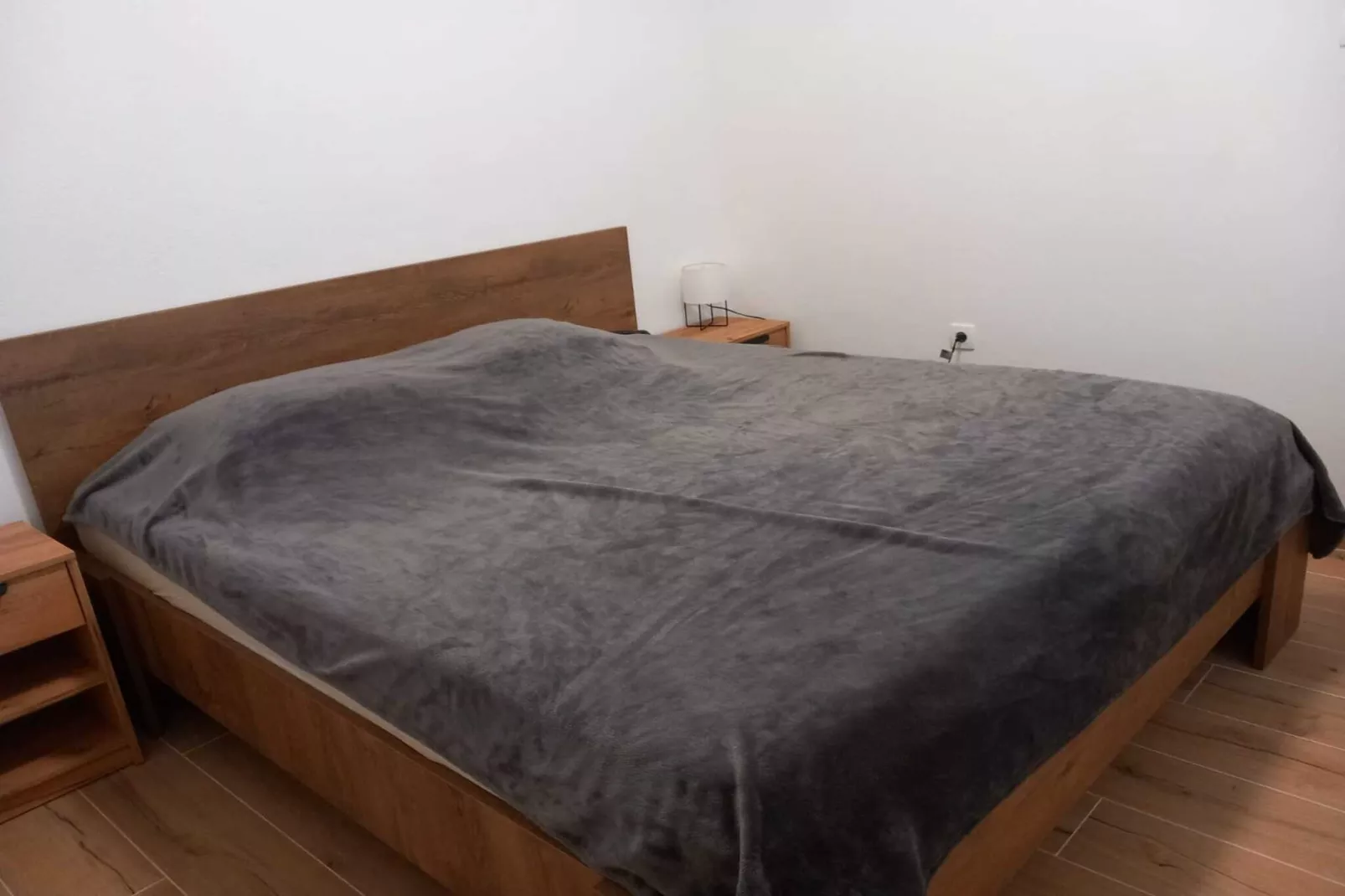 Apartments Kalajzic - Two Bedroom Apartment with Garden and Terrace(A2) (ST) - Slaapkamer