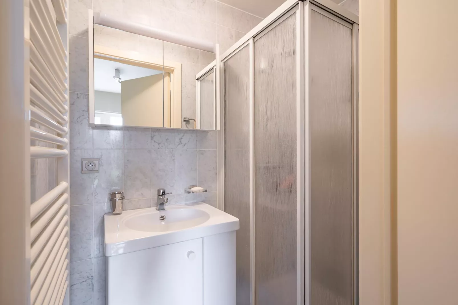 Residence Long Beach-13 - Badkamer