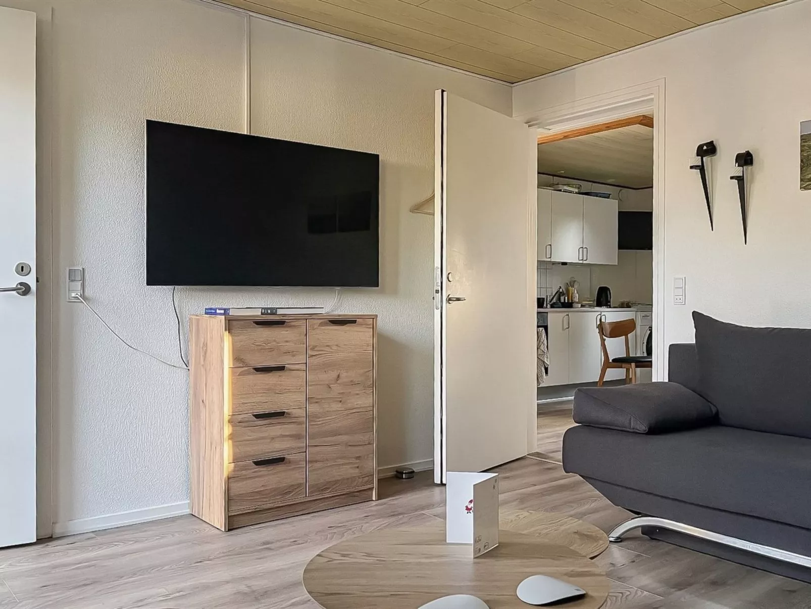 "Felicia" - 200m from the sea-Binnen