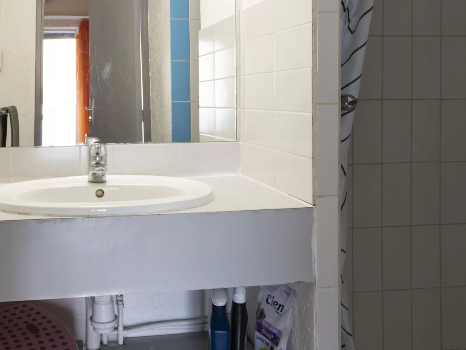 Les Ondines 2-Binnen