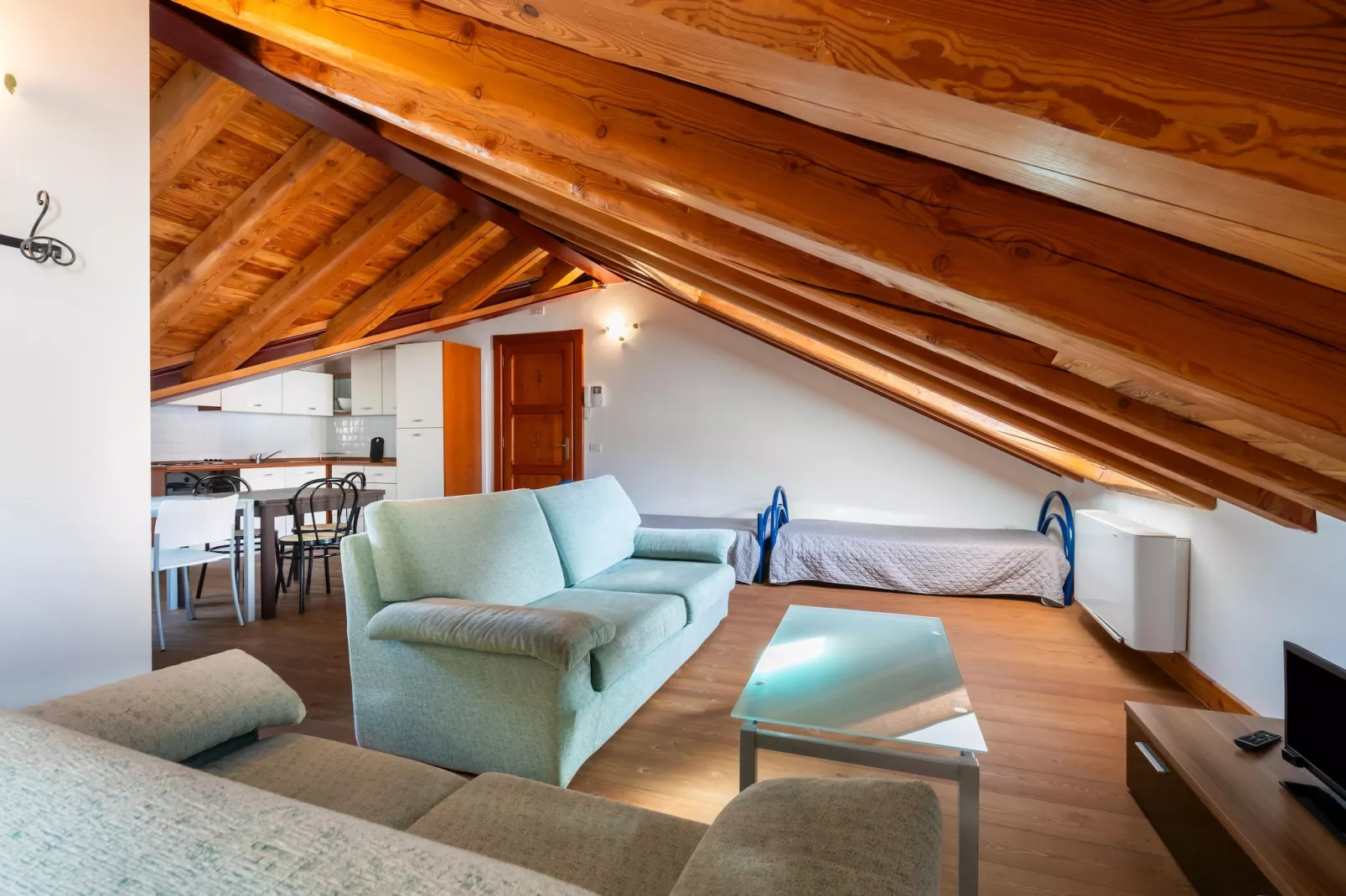 BILO 1 CERESOLE-Woonkamer