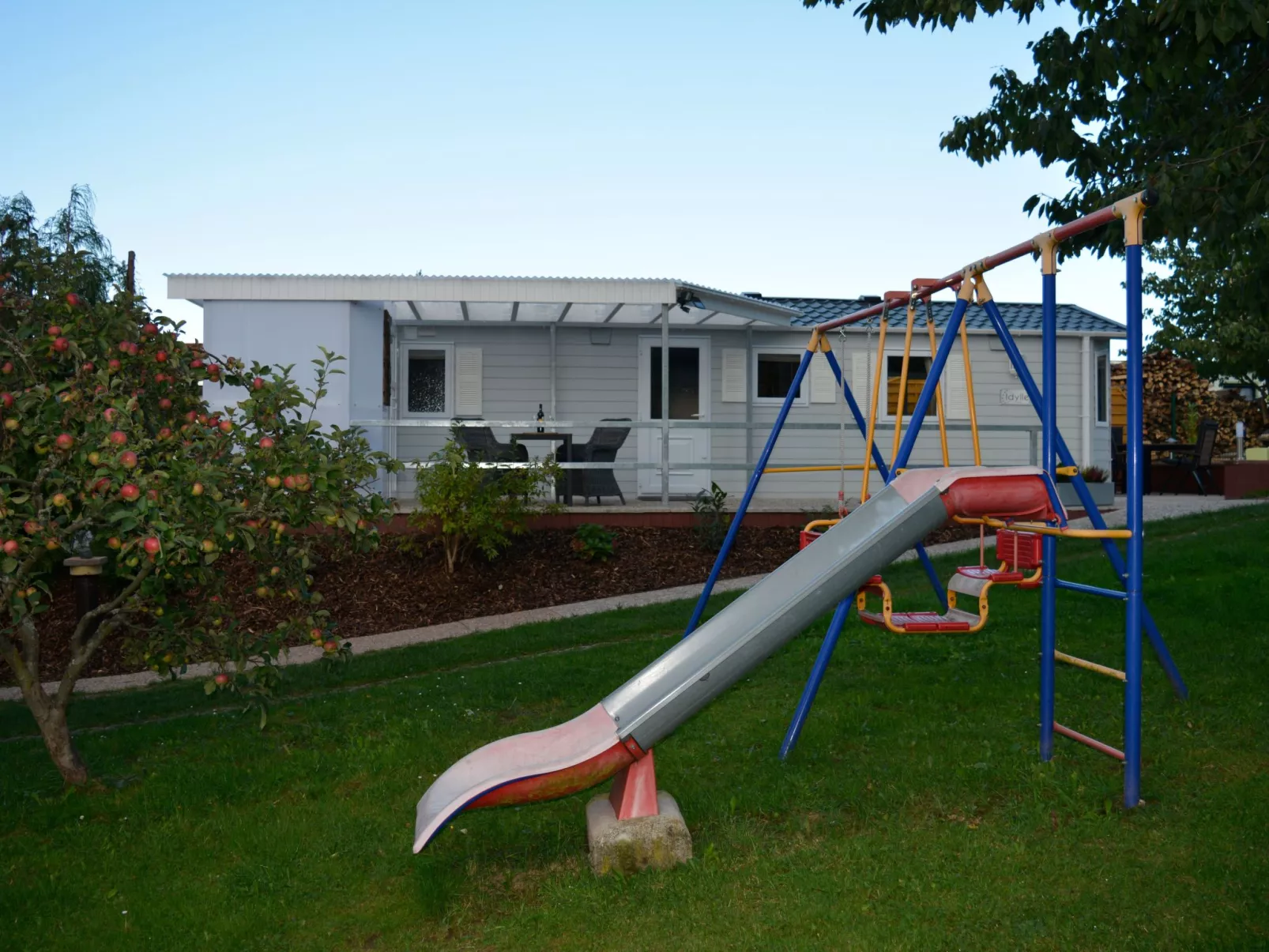 Thüringen-Residenz - Buiten