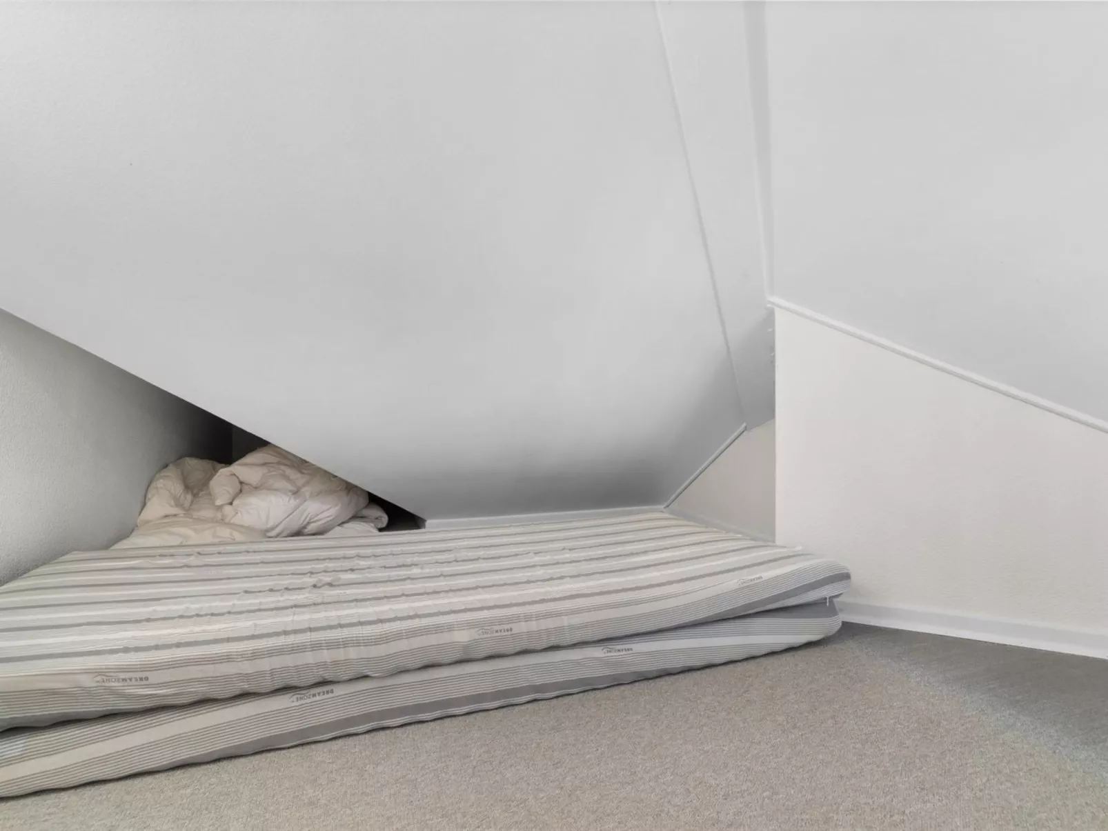 "Alitta" - 240m from the sea-Binnen