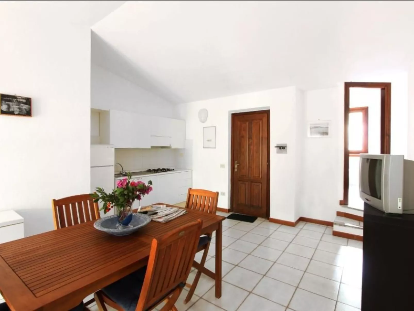 Wohnung 'Rosa 3' mit Terrasse-Binnen