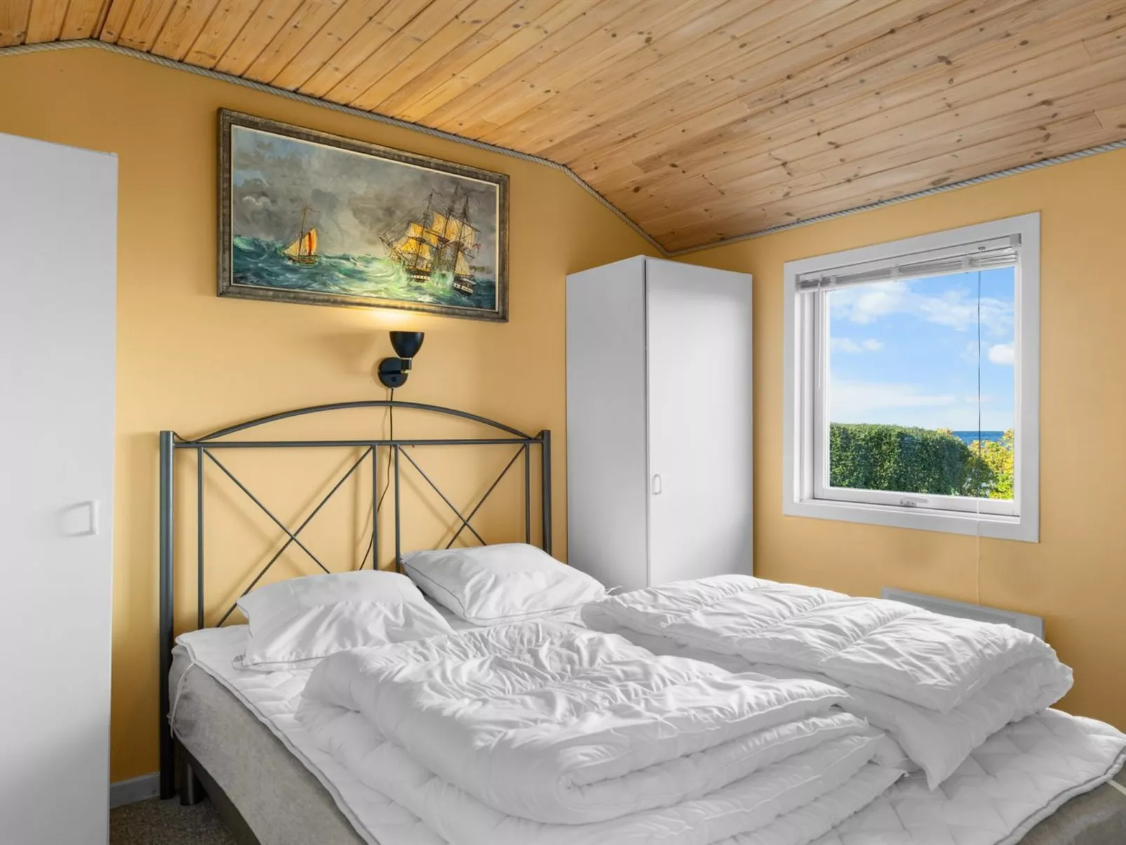 "Astrath" - 10m from the sea-Binnen