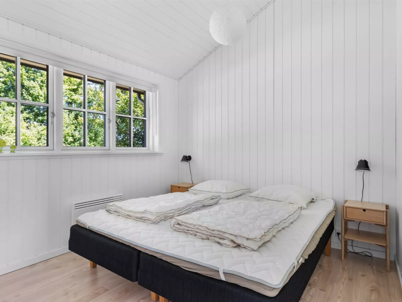 "Edvardsine" - 40m from the sea-Binnen