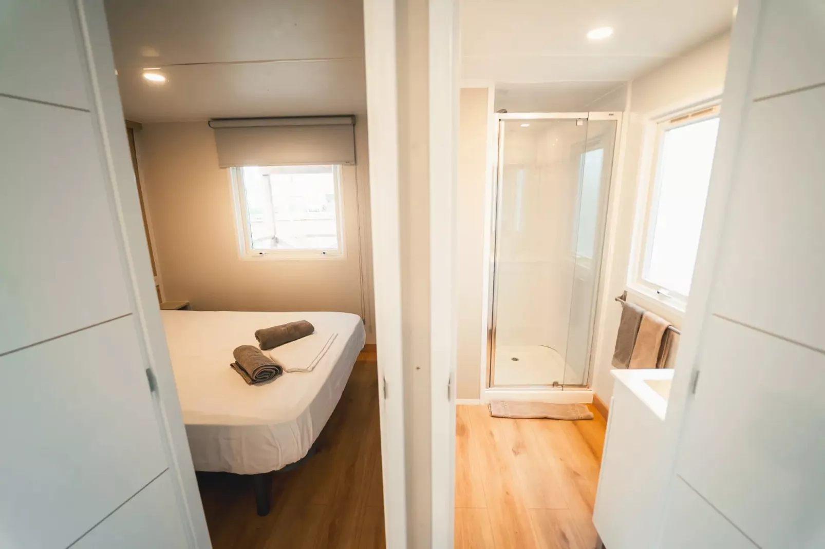 HOLA CAMP CHILCHES-Comfort 4-Slaapkamer