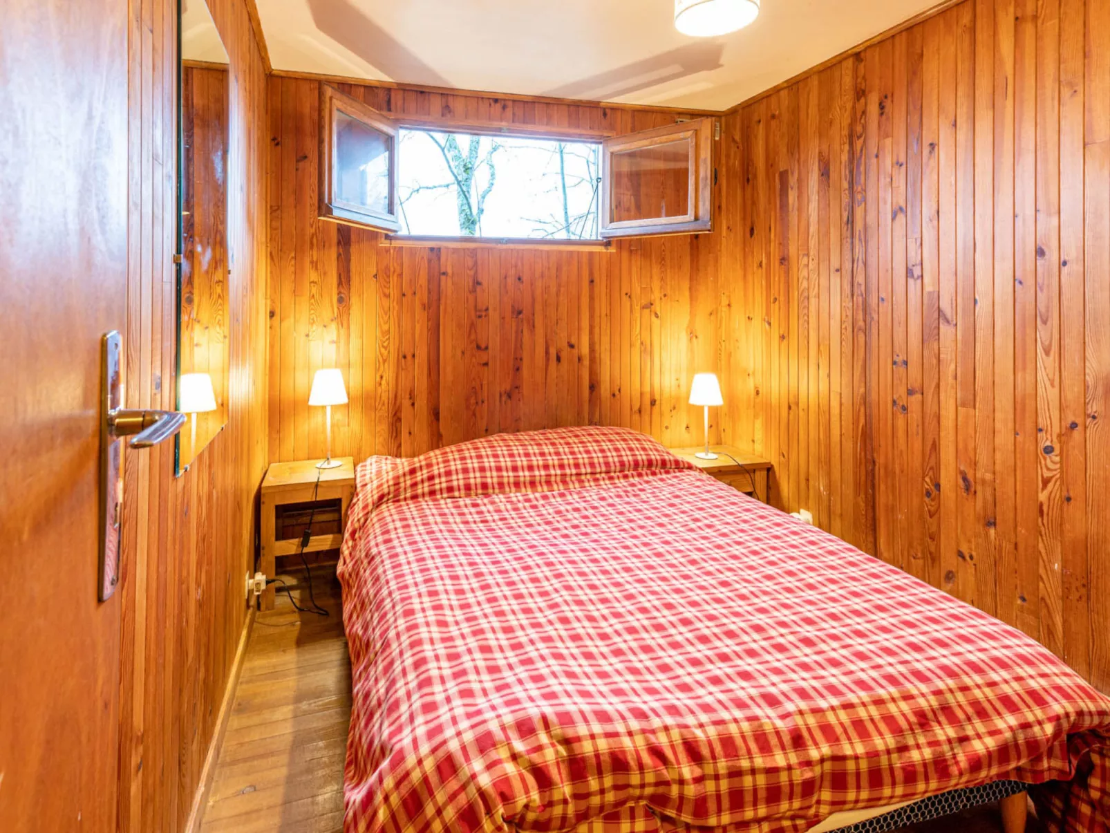 Les Cochettes-Binnen