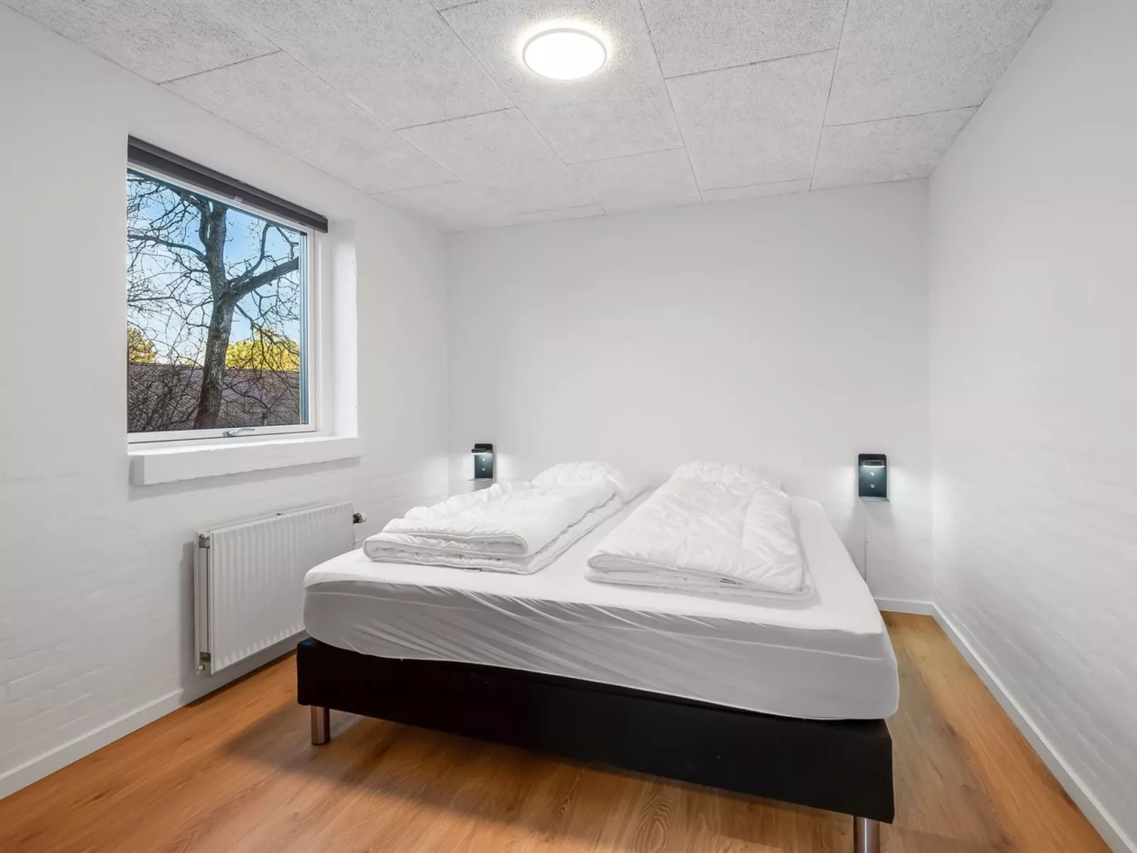 "Cyrill" - 2km from the sea - Binnen