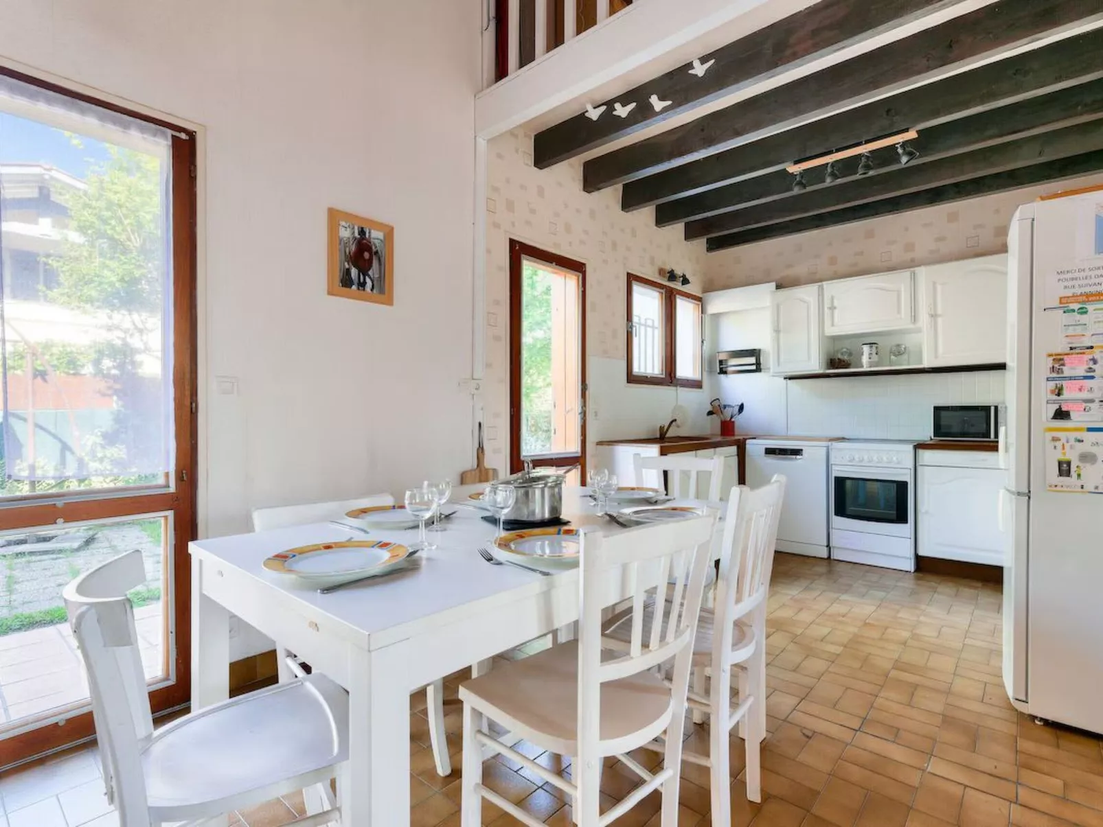 Swimmingpool - Strand - Geschäfte - Image-tags.info