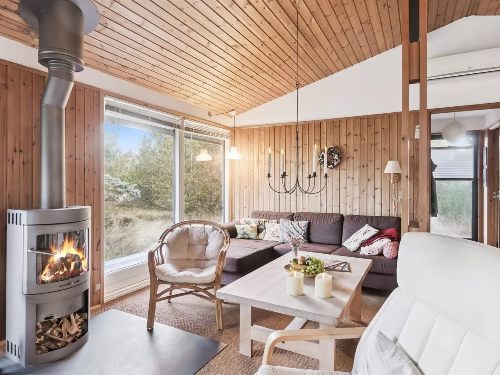 "Sarita" - 200m from the sea - Binnen