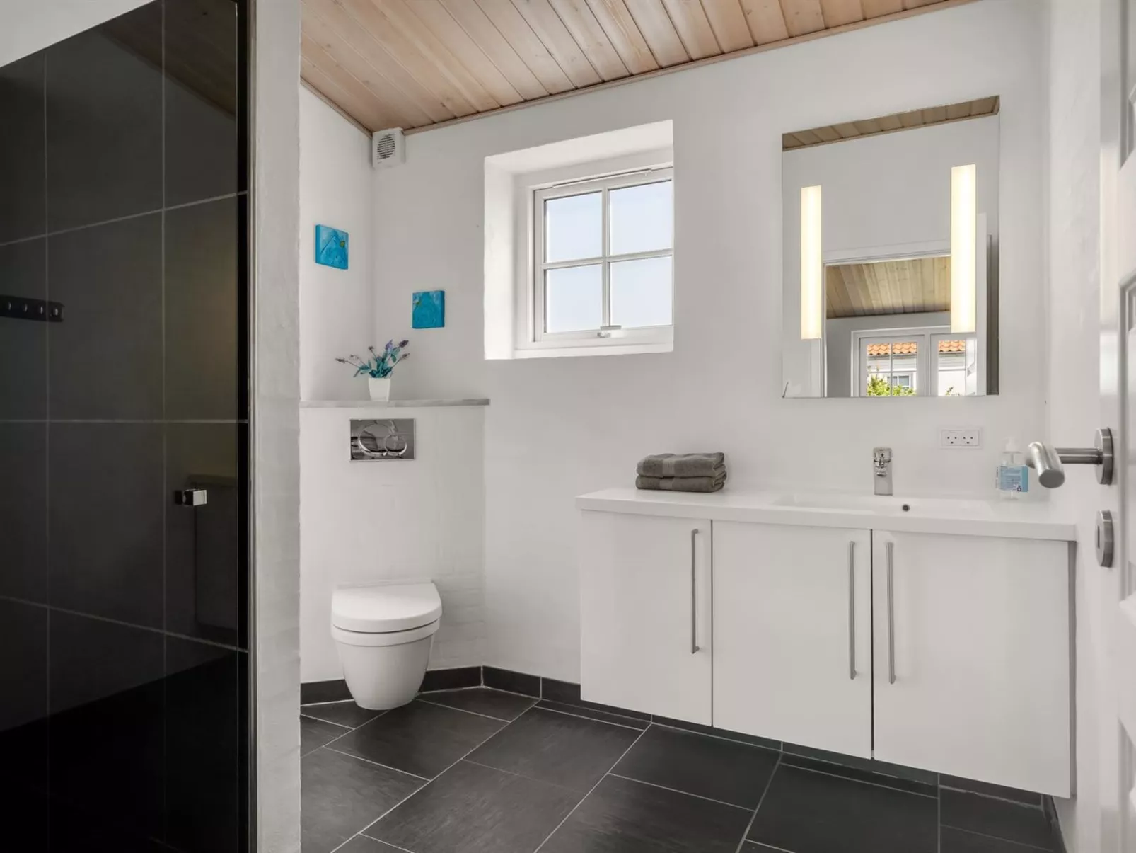 "Donco" - 3.2km from the sea - Binnen