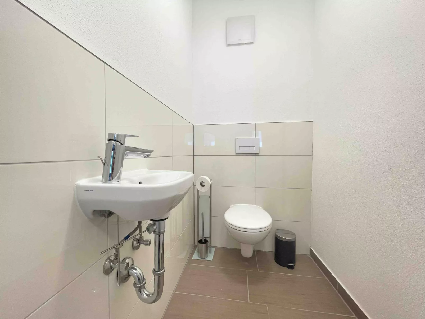 MAX117 - Image-tags.info