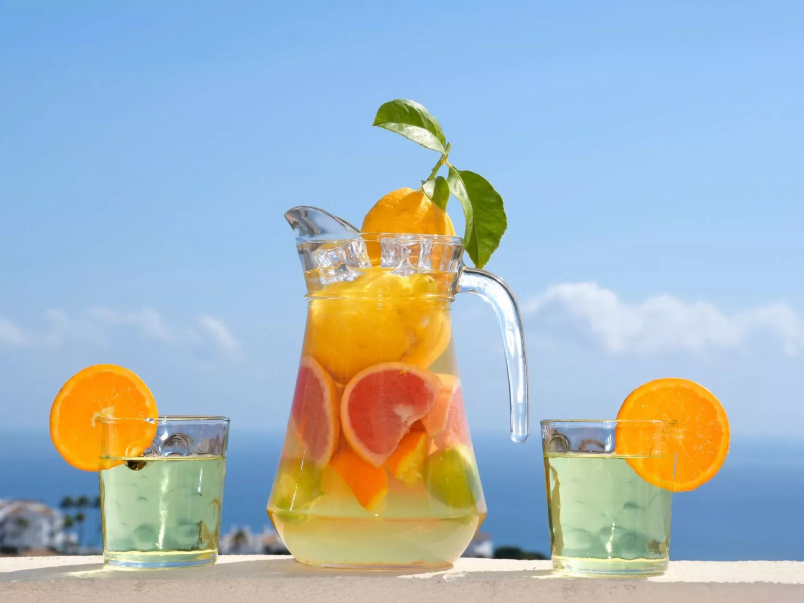 Penthouse, Jacuzzi, Meerblick, BBQ,wifi, AC - Buiten