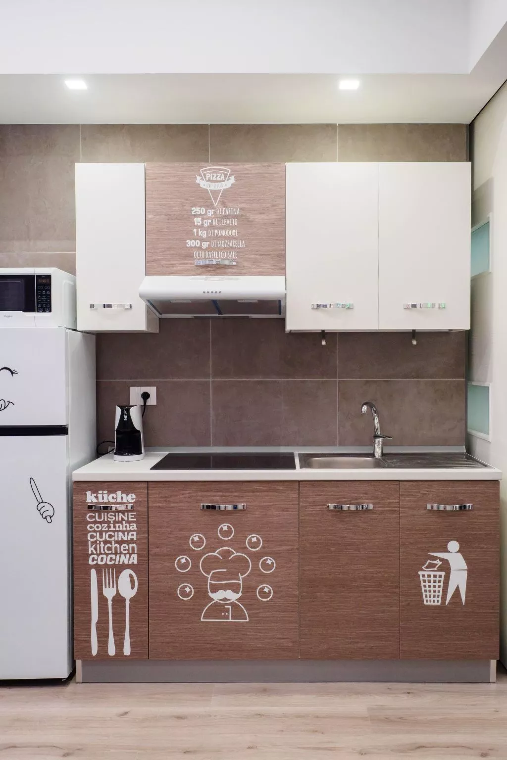 Plebiscito Home Holidays ... Im Herzen von Neapel ... nur 150 Meter von der zen - Image-tags.info