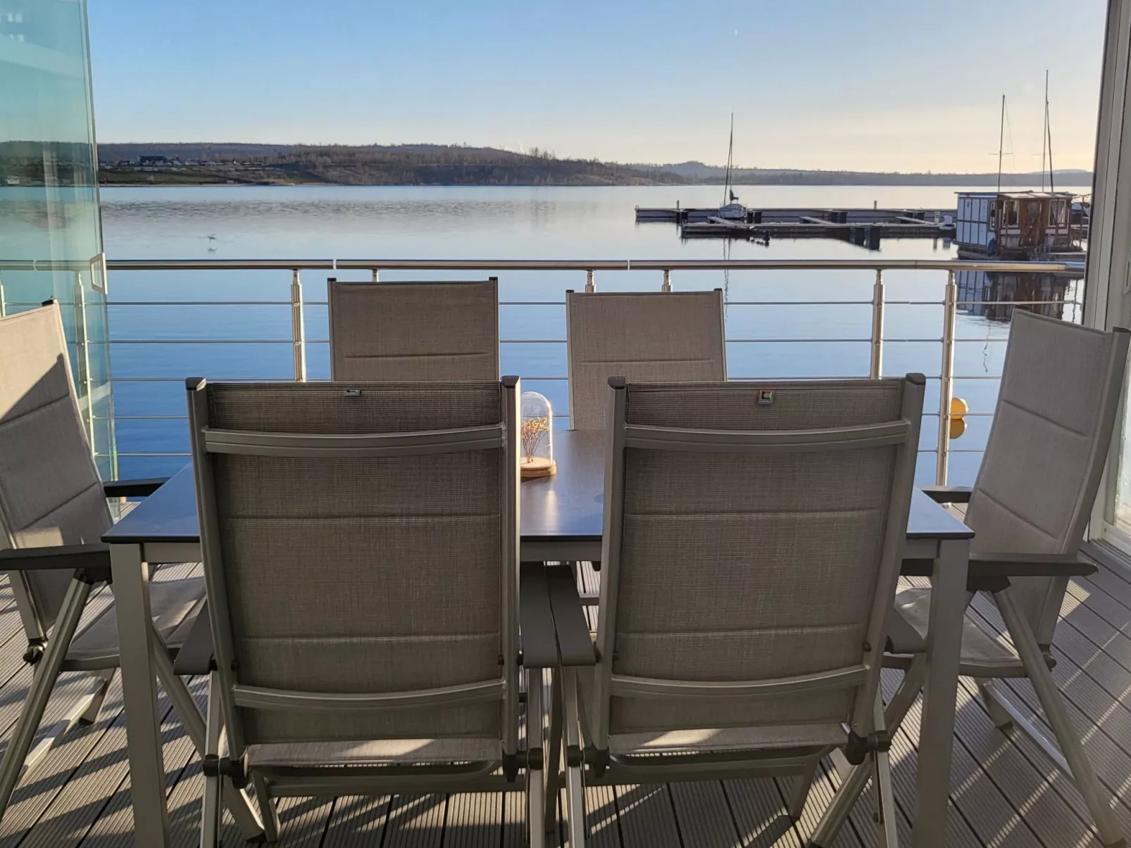 Seehaus Pippa mit Sauna und Whirlpool direkt am See - Image-tags.info