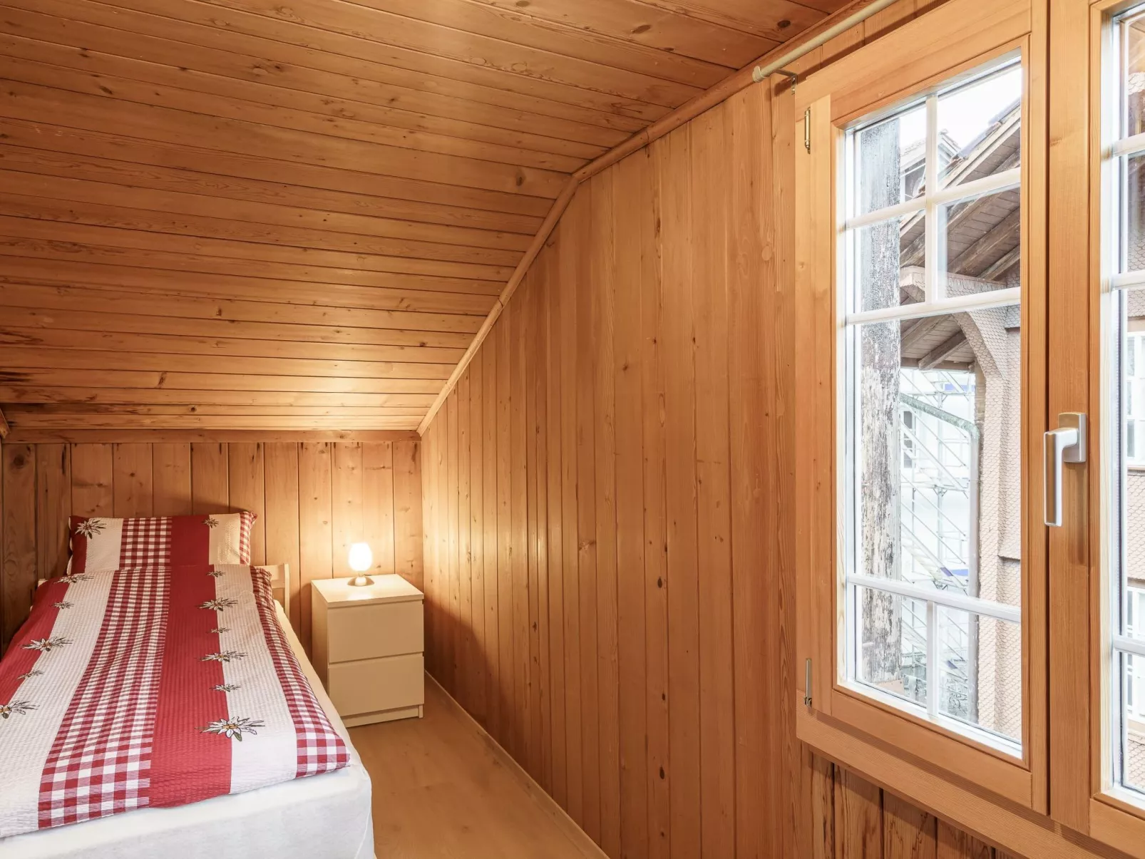 StayBrienz House - Image-tags.info