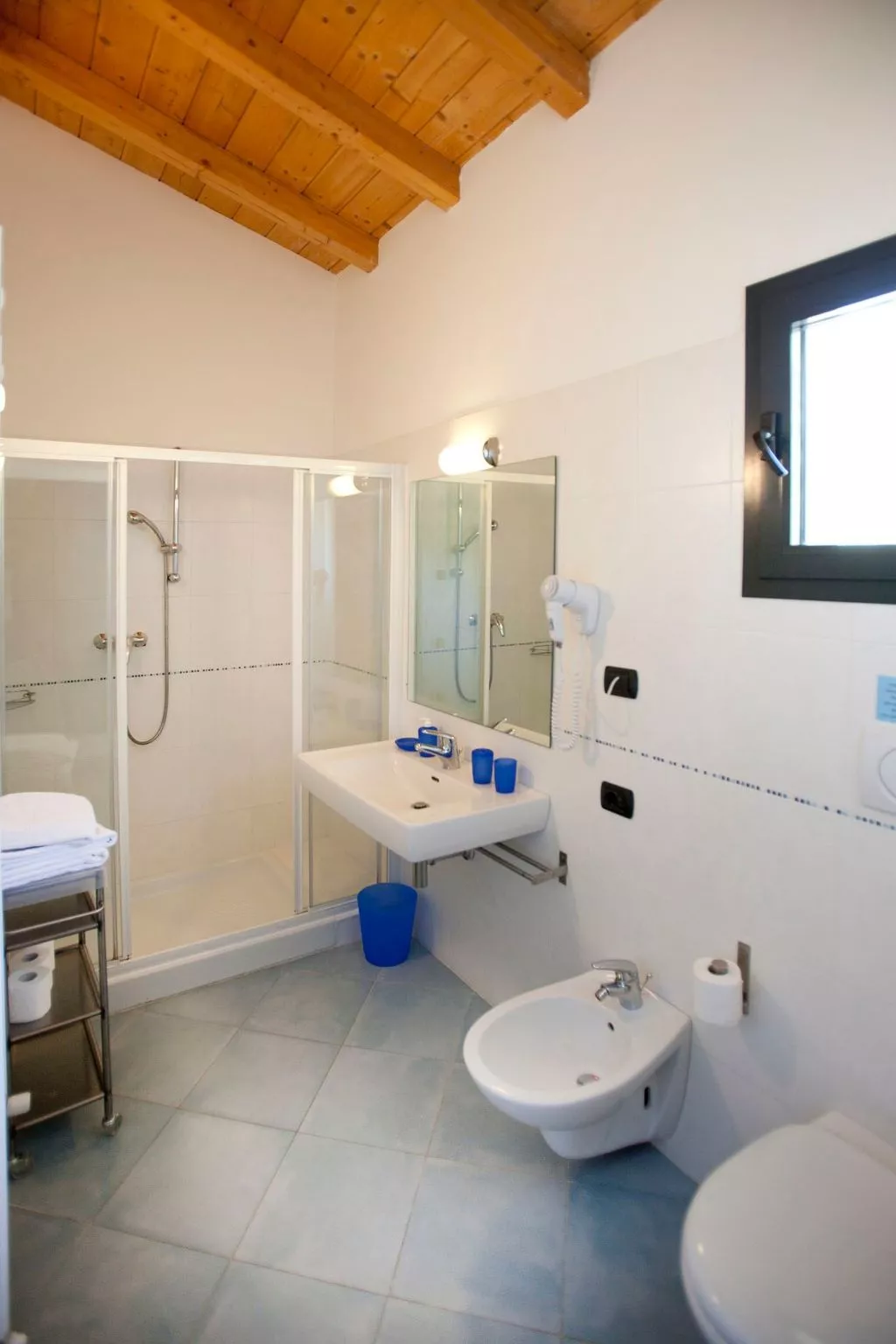 Zwei-Zimmer-Wohnung mit Seeblick - Image-tags.info