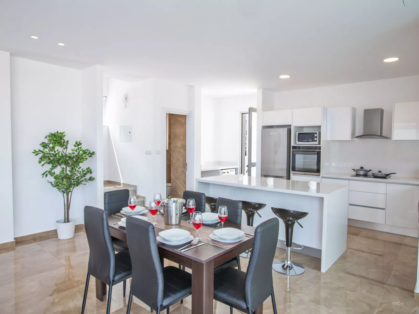 Neue 3-Schlafzimmer-Villa mit Pool in Protaras - Image-tags.info