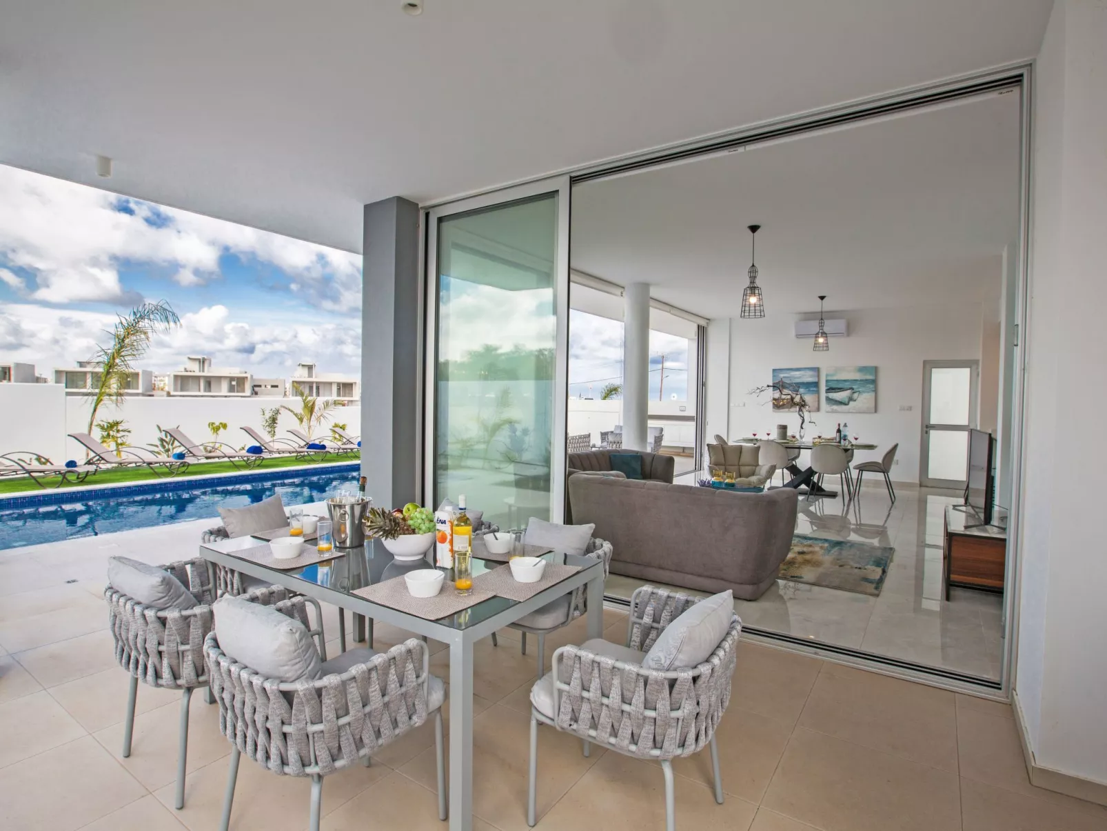 3 Schlafzimmer Villa OL26 mit Pool in Protaras - Binnen