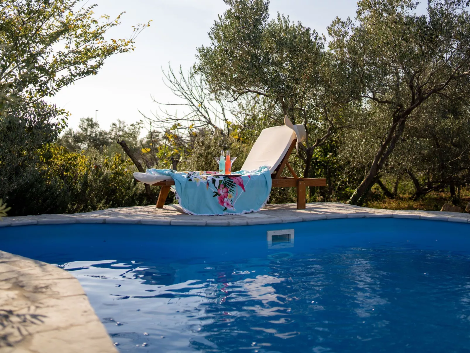 Haus mit Pool, 50 Meter vom Meer entfernt - Image-tags.info