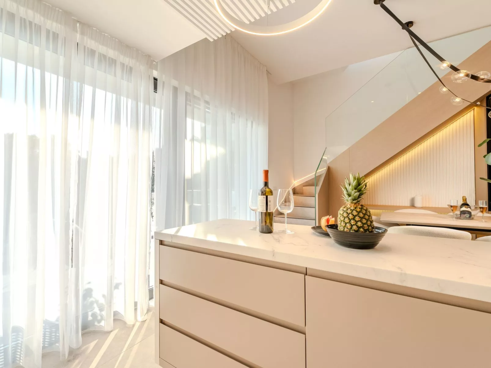 Vier-Schlafzimmer-Wohnung Dantela mit Tauchbecken - Binnen