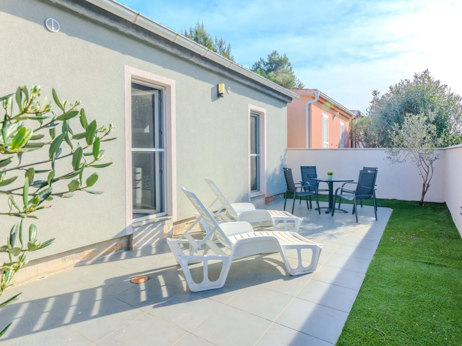 HH Stjepanovic - Image-tags.info