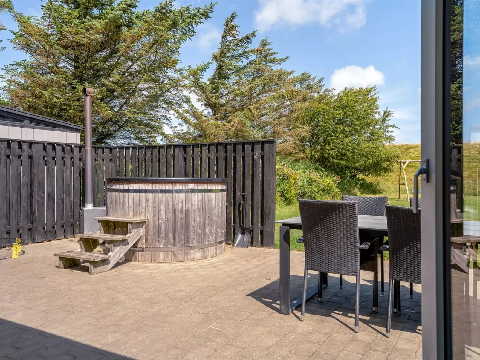 "Eerika" - 500m to the fjord - Buiten