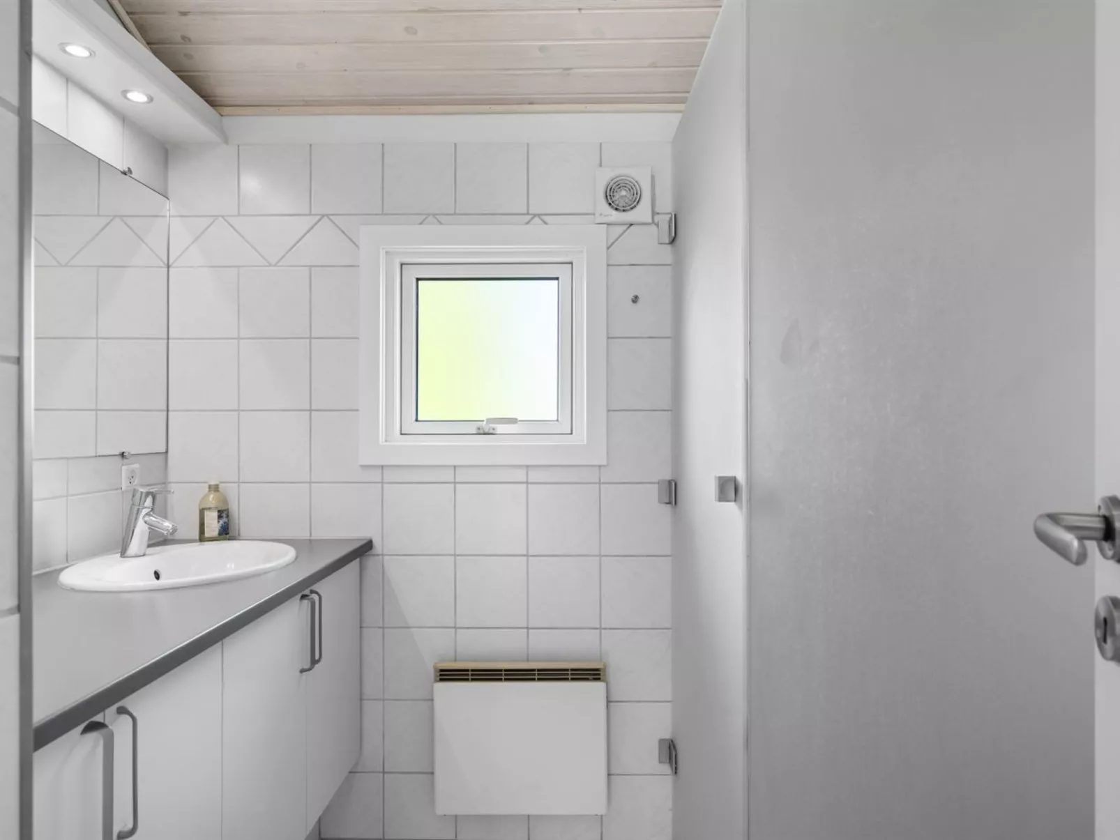 "Sybil" - 350m from the sea - Binnen