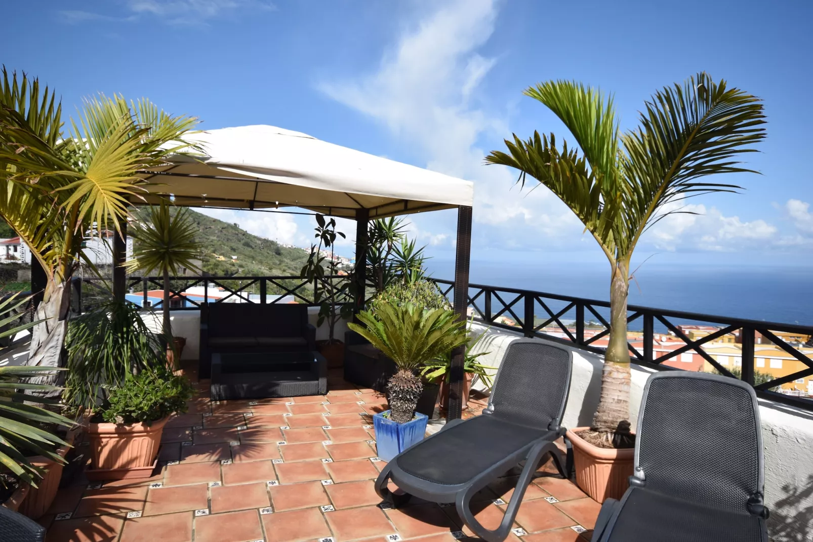 Apartamentos Monasterio de San Antonio 1 - Terrasbalkon