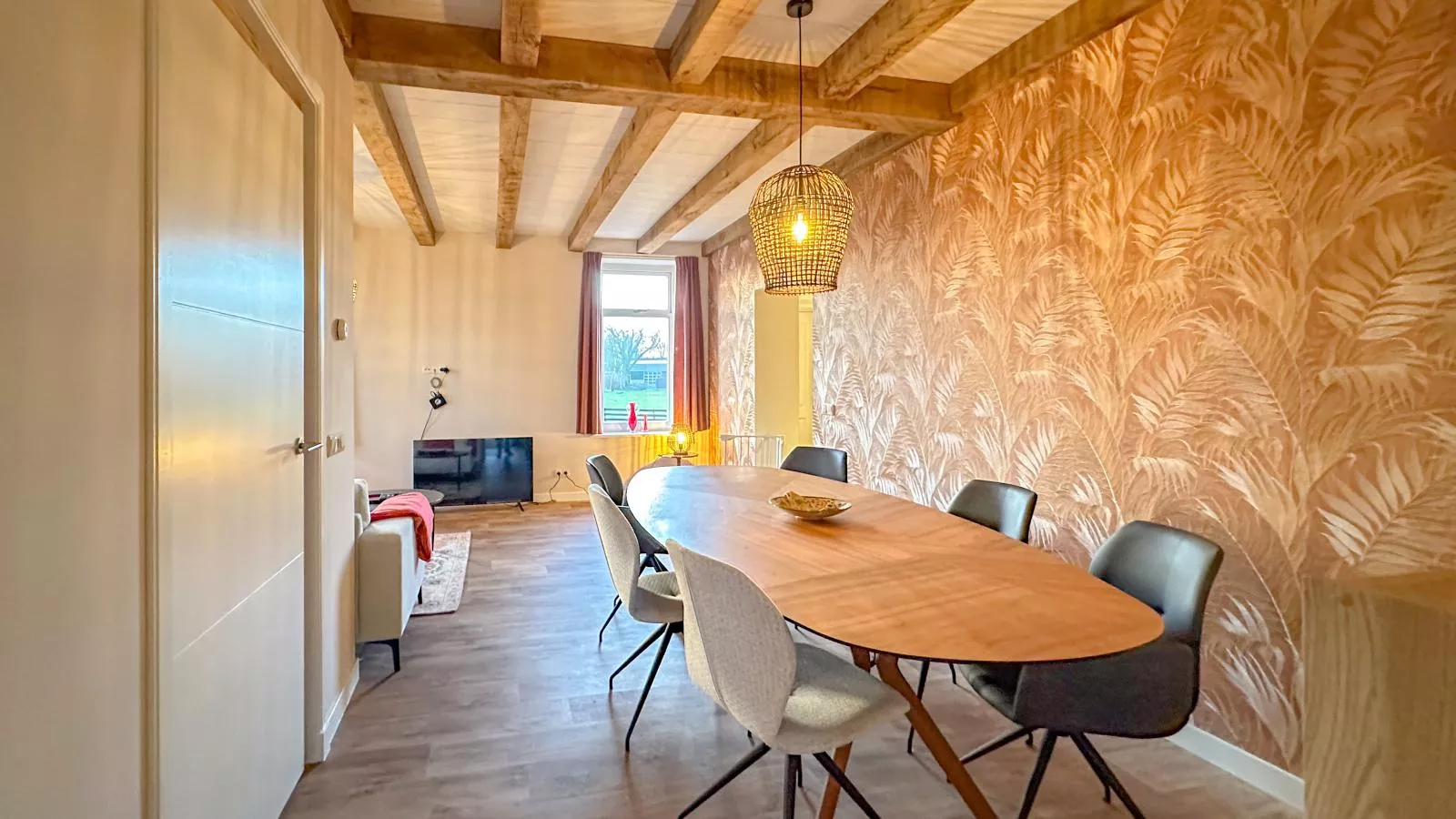 Beets View - Eetkamer