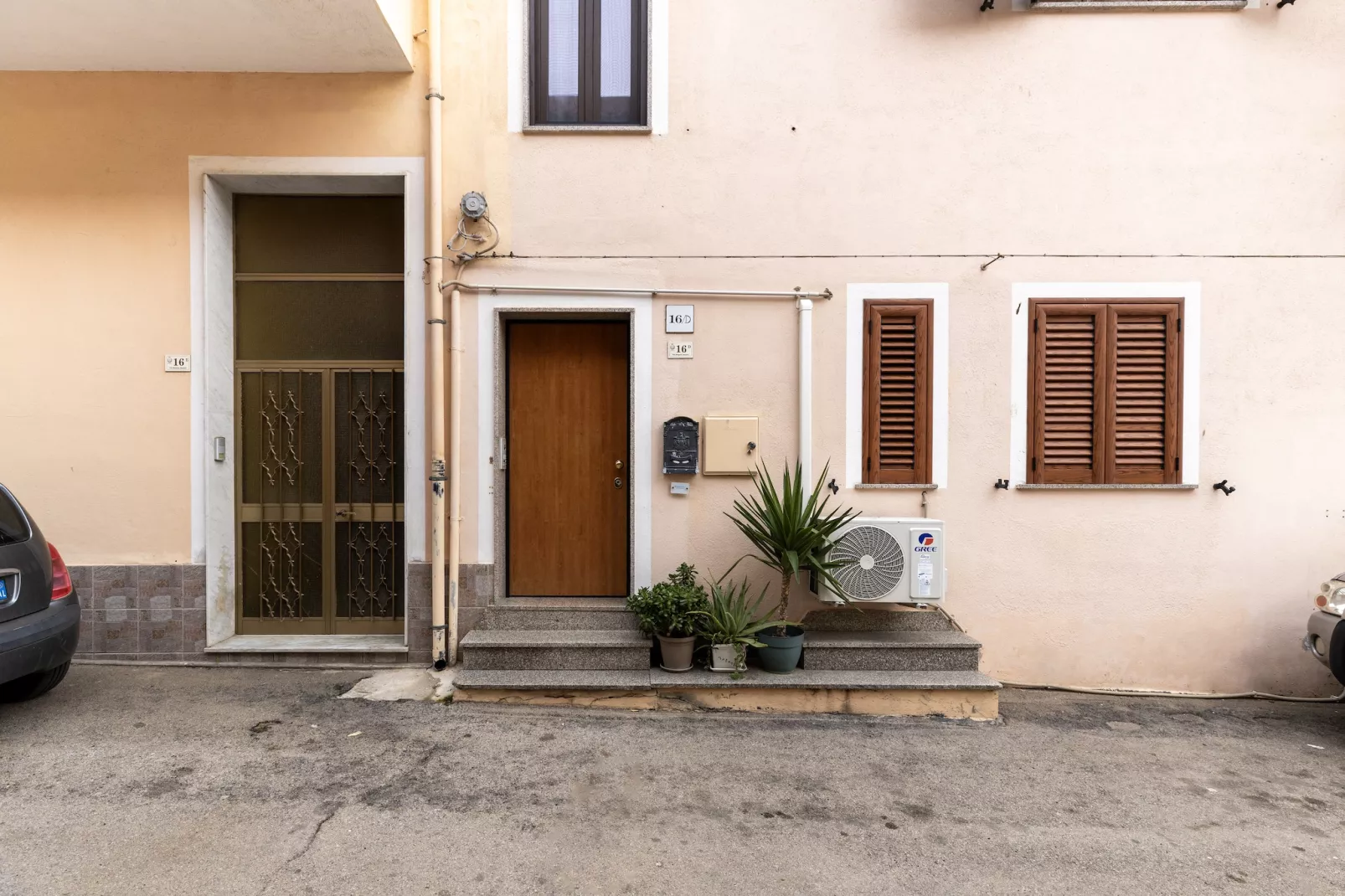 QUADRILOCALE CASTELSARDO CENTRO-Buitenkant zomer